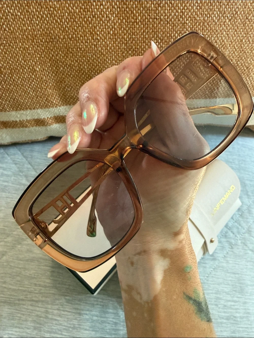 Women’s Square Gradient Sunglasses in Brown - NIB